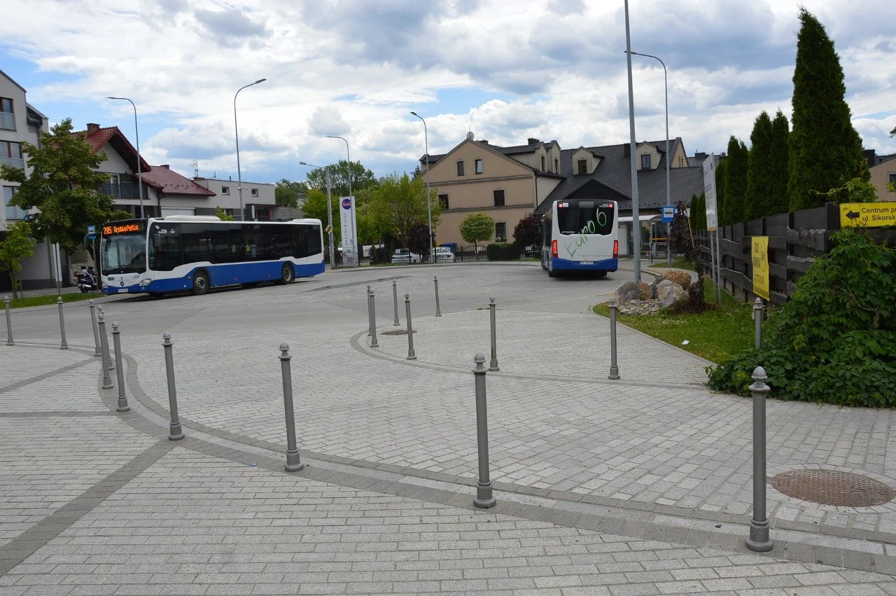 skawina pętla autobusowa przy dworcu - taxi skawina kraków